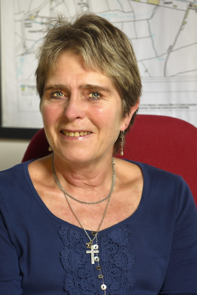 Joan Cox : Publicity and 'phone coordinator